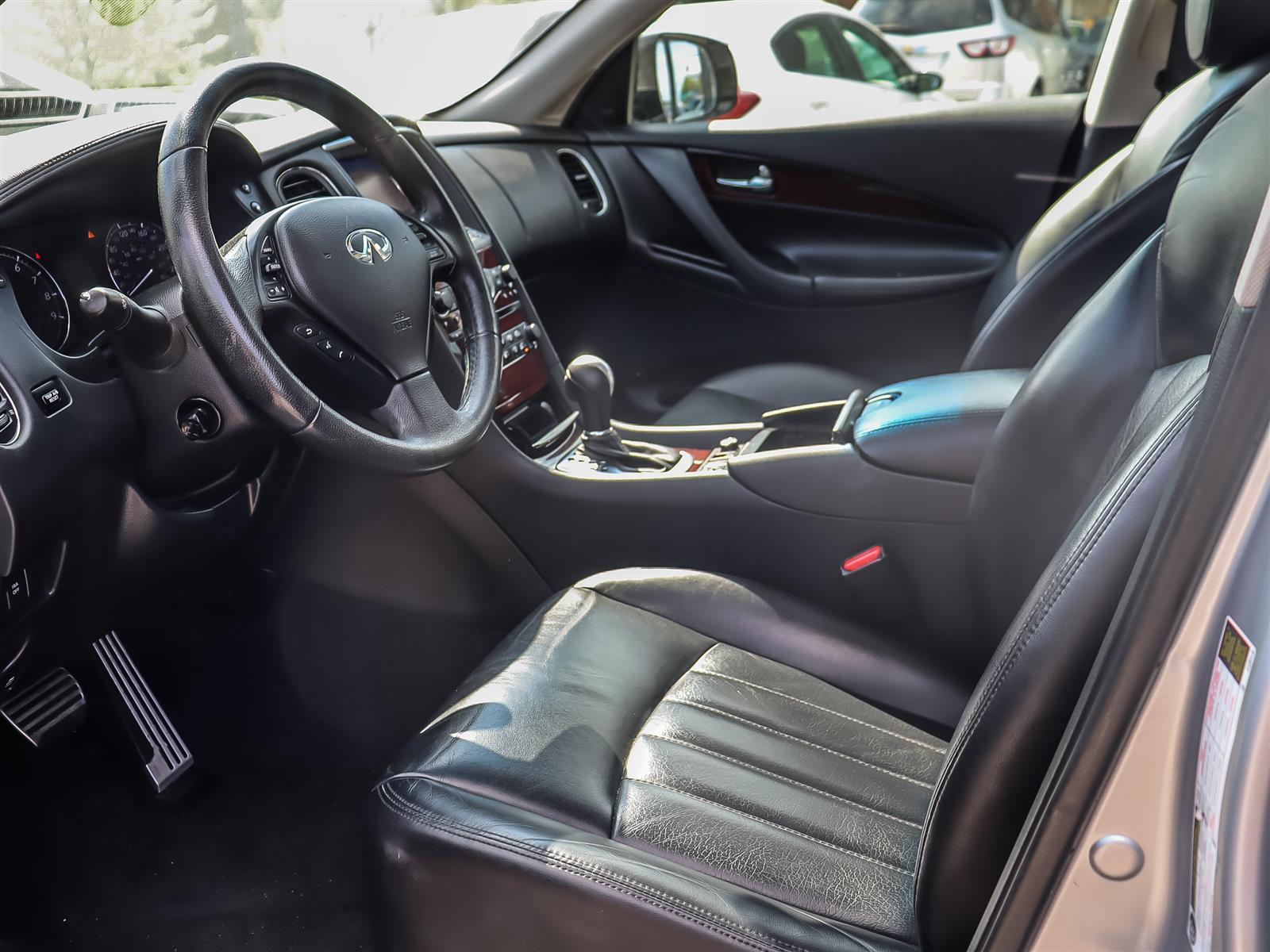 used 2017 INFINITI QX50 car