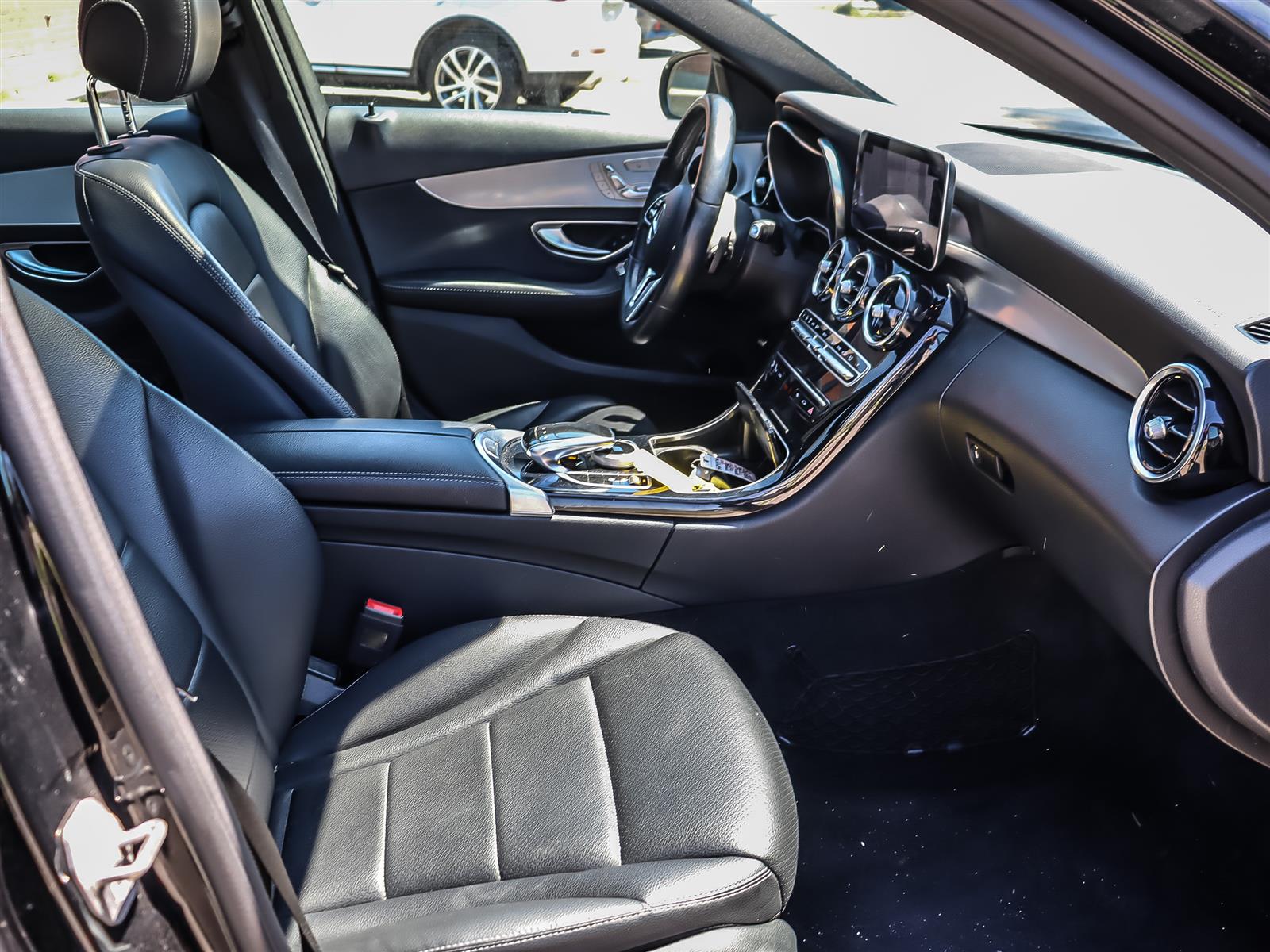 used 2020 Mercedes-Benz C300 car