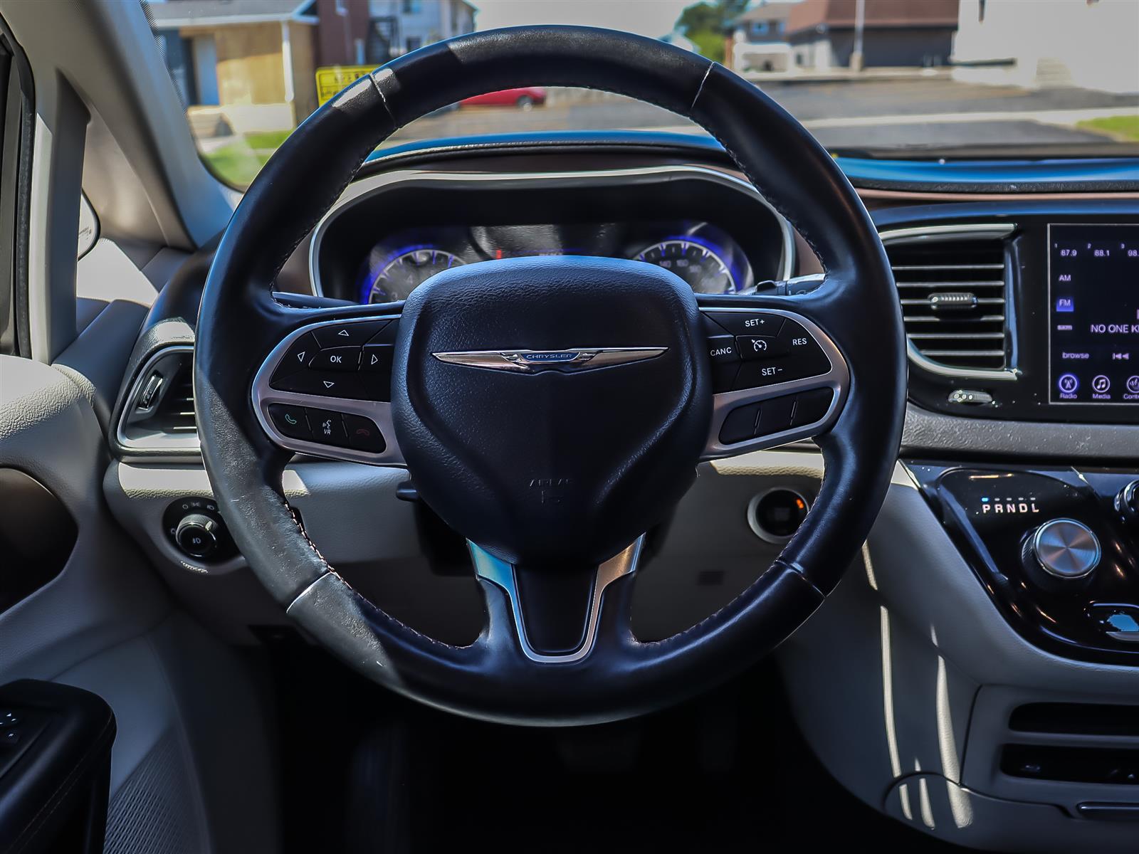 used 2017 Chrysler Pacifica car