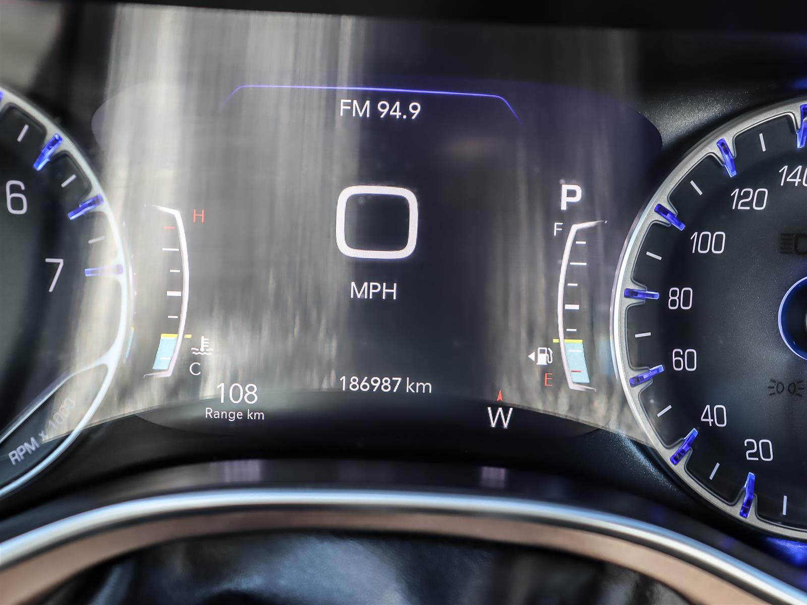 used 2017 Chrysler Pacifica car