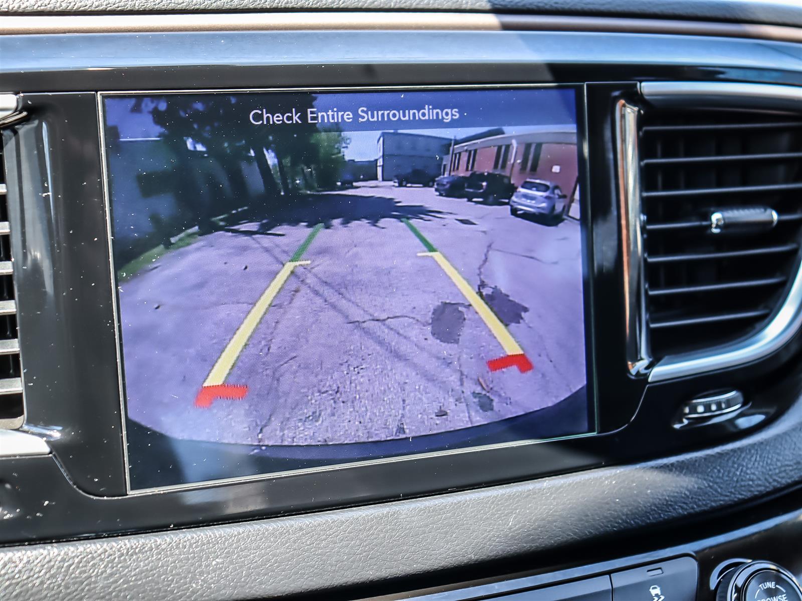 used 2017 Chrysler Pacifica car