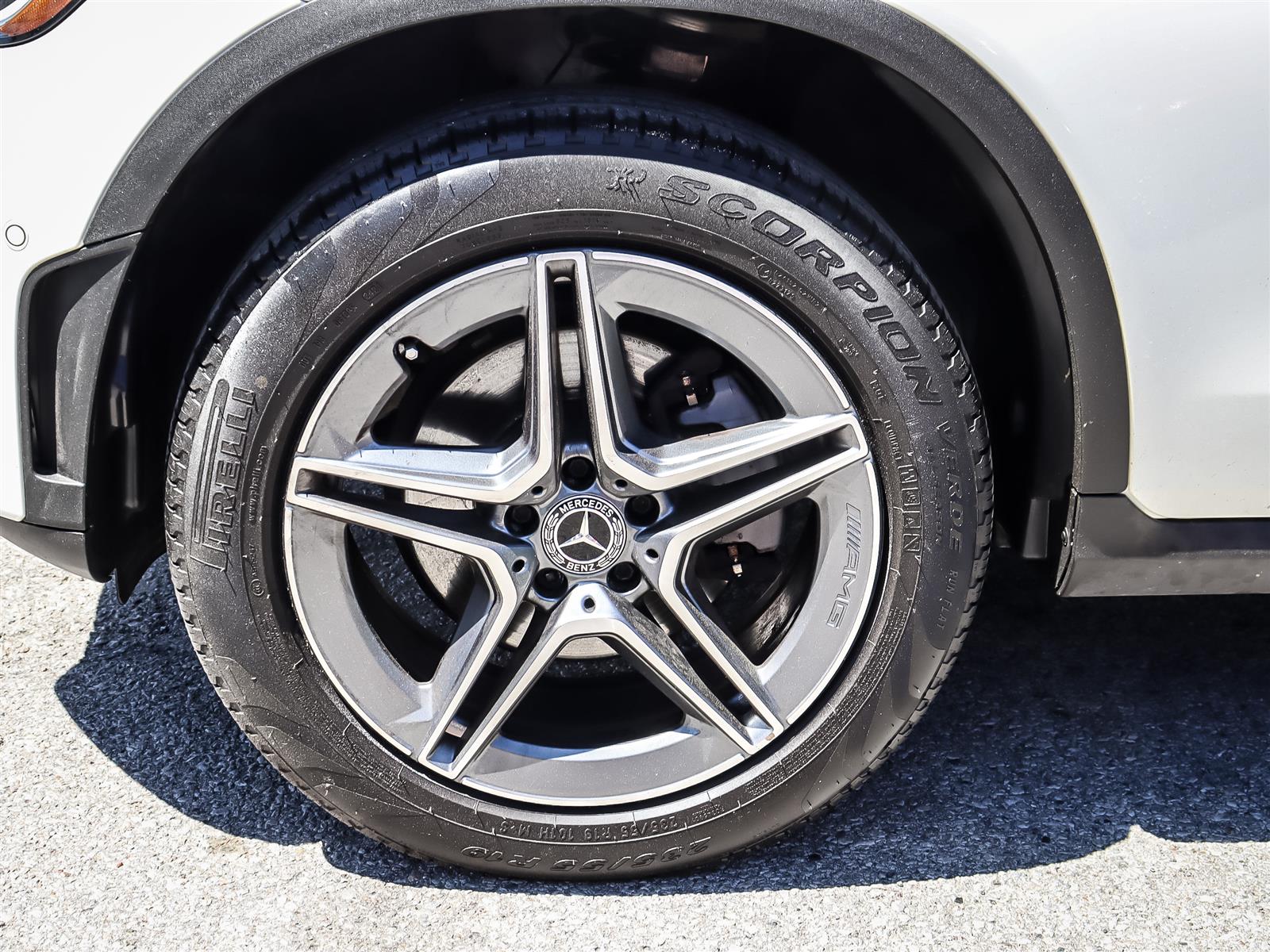 used 2022 Mercedes-Benz GLC 300 car