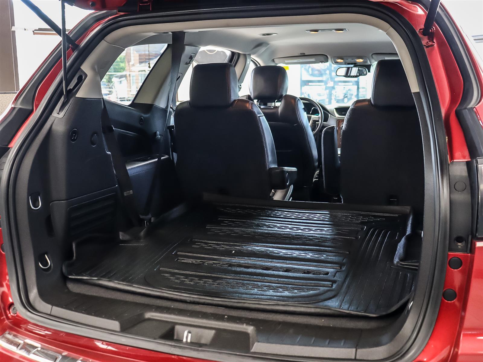 used 2014 Chevrolet Traverse car