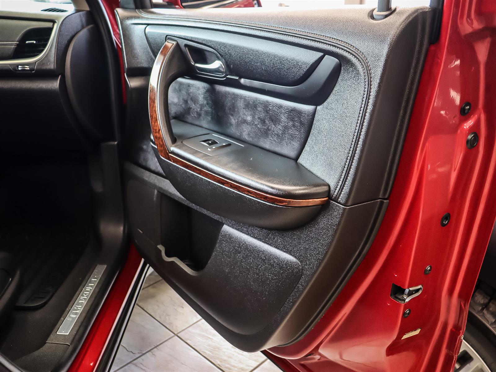 used 2014 Chevrolet Traverse car