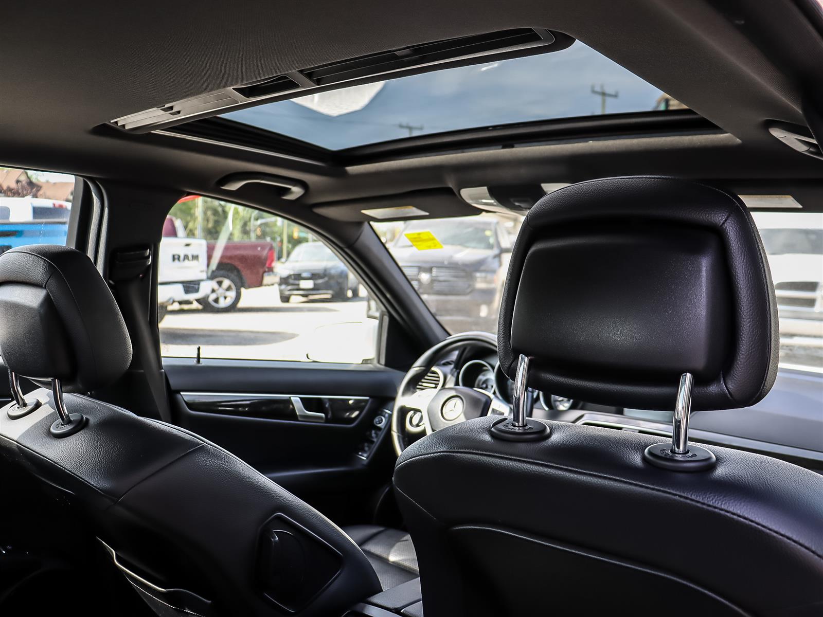 used 2014 Mercedes-Benz C300 car