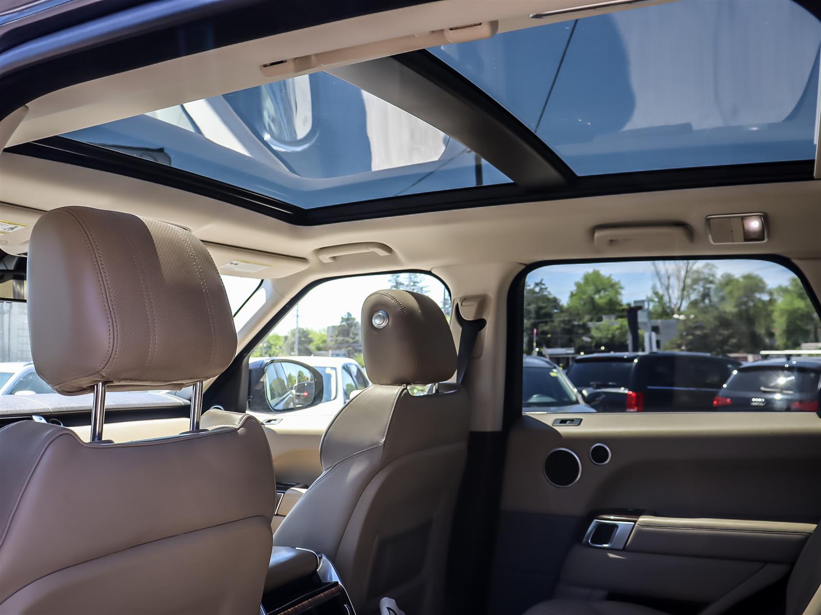 used 2014 Land Rover Range Rover Sport car