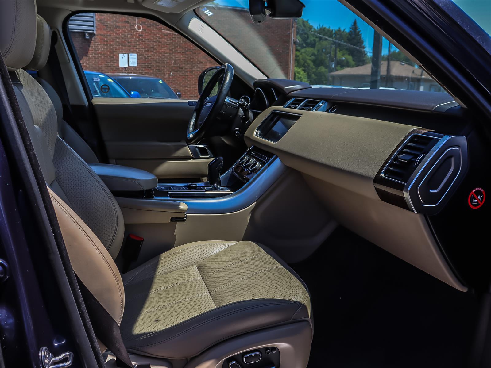 used 2014 Land Rover Range Rover Sport car