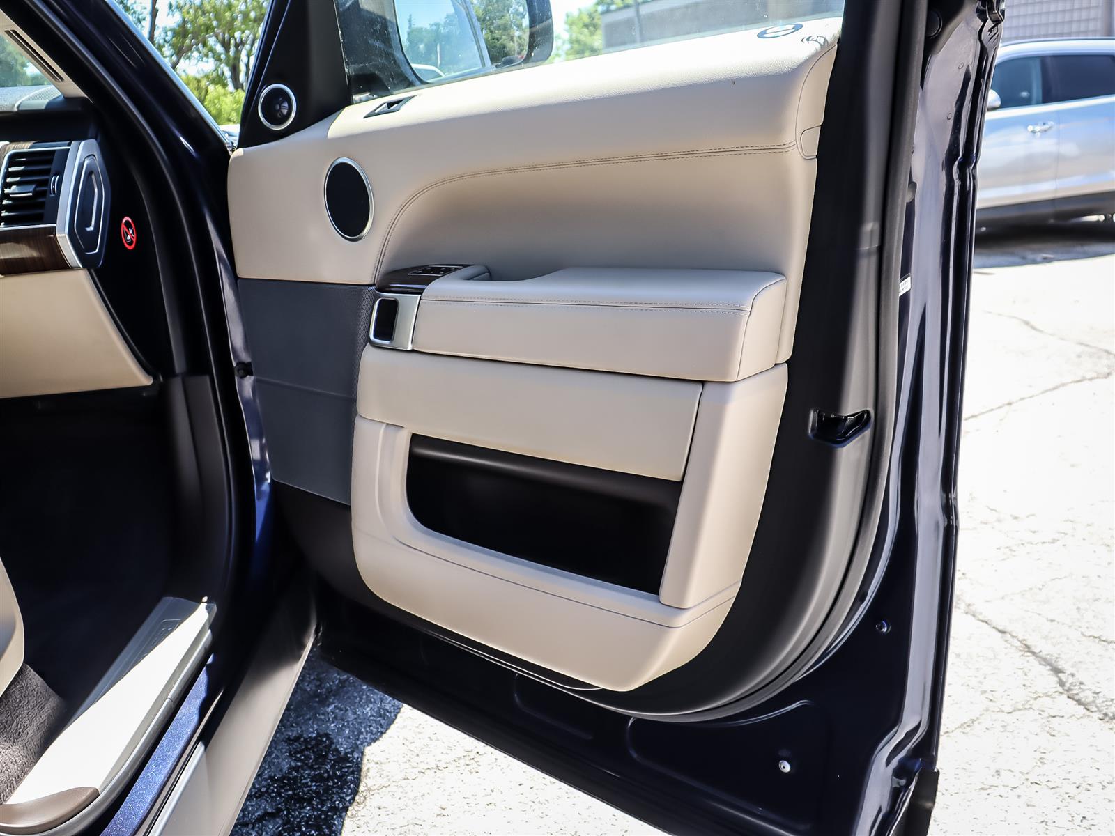 used 2014 Land Rover Range Rover Sport car