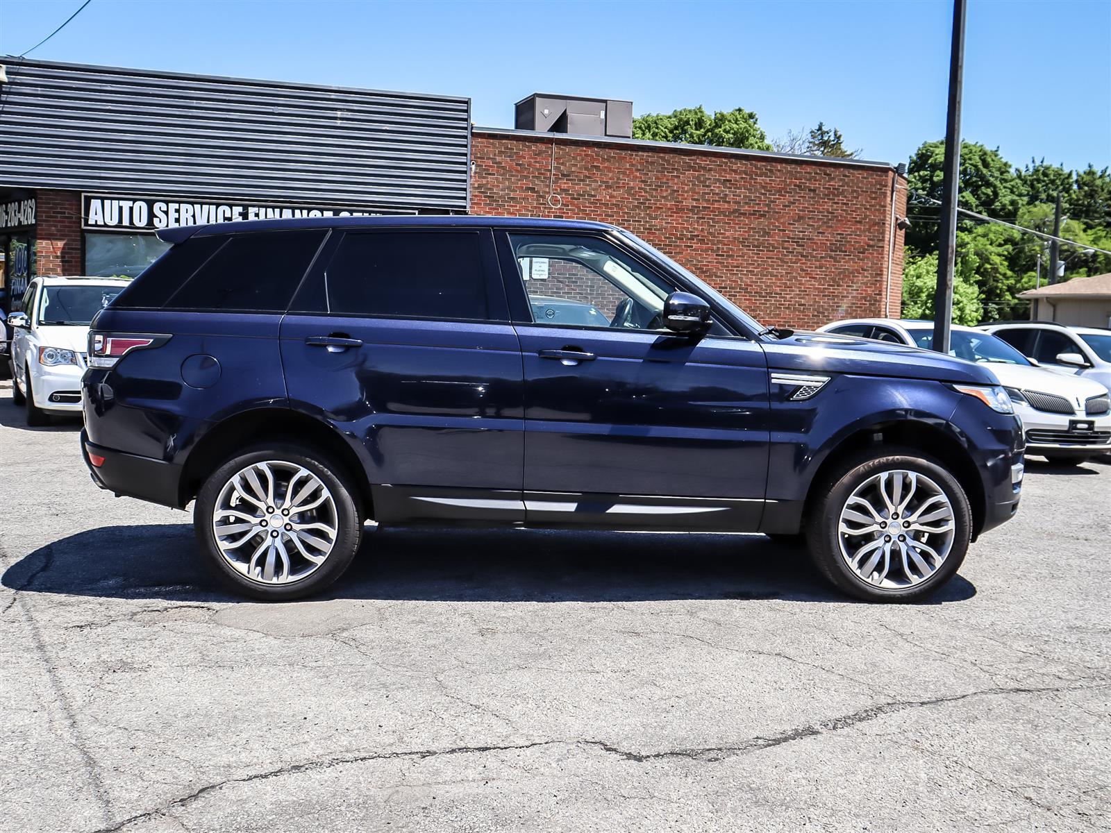 used 2014 Land Rover Range Rover Sport car