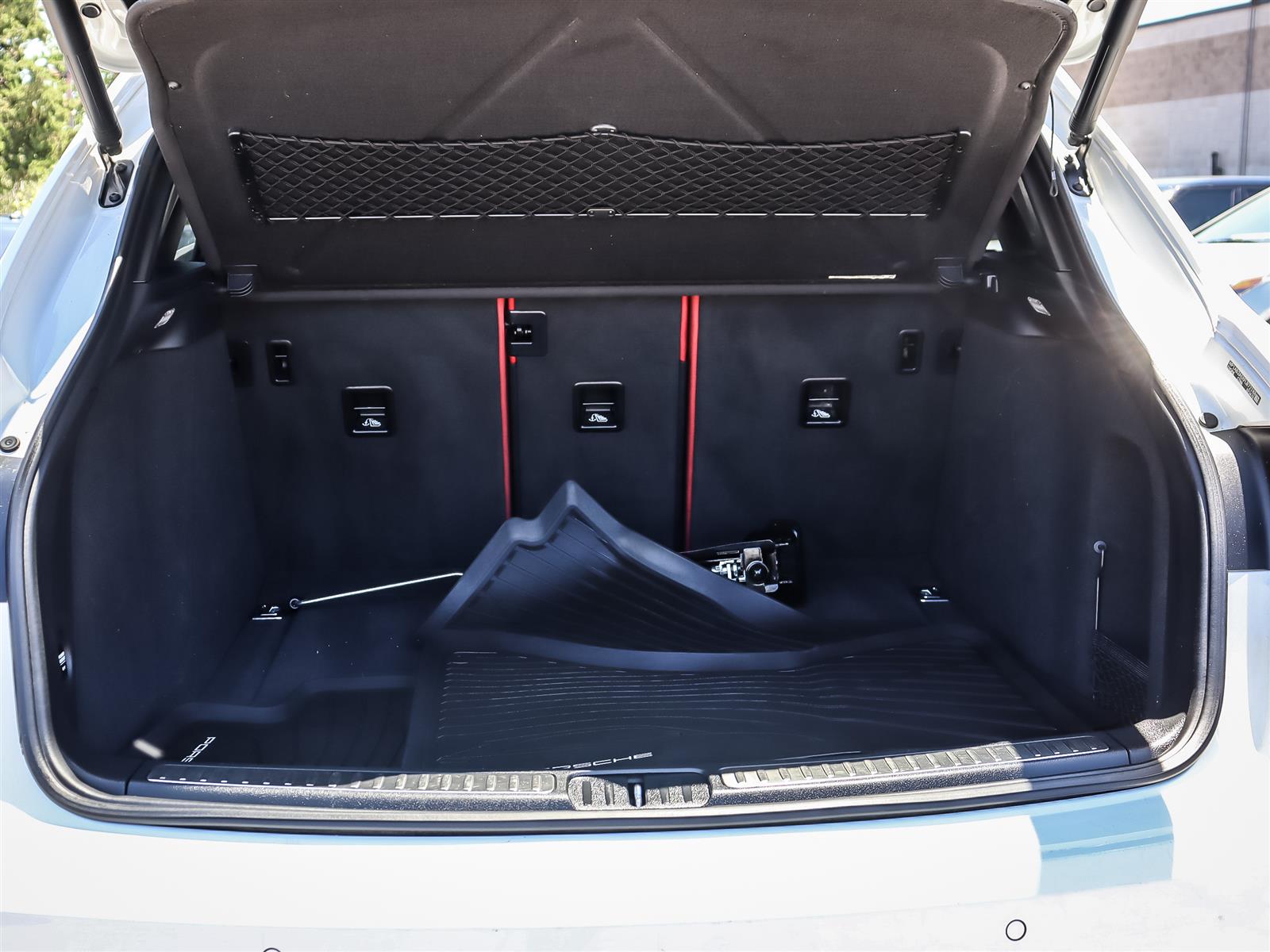 used 2015 Porsche Macan car