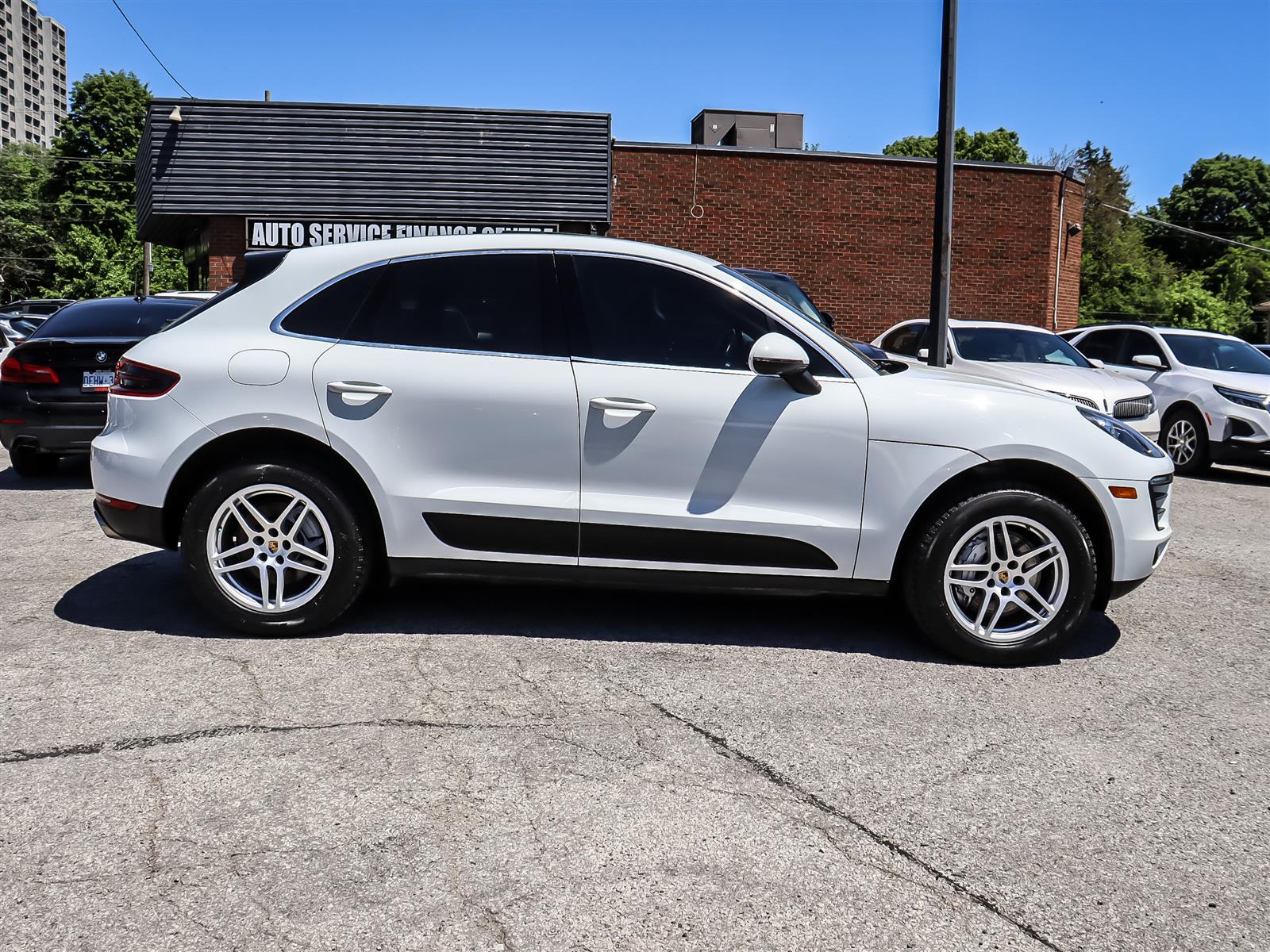 used 2015 Porsche Macan car