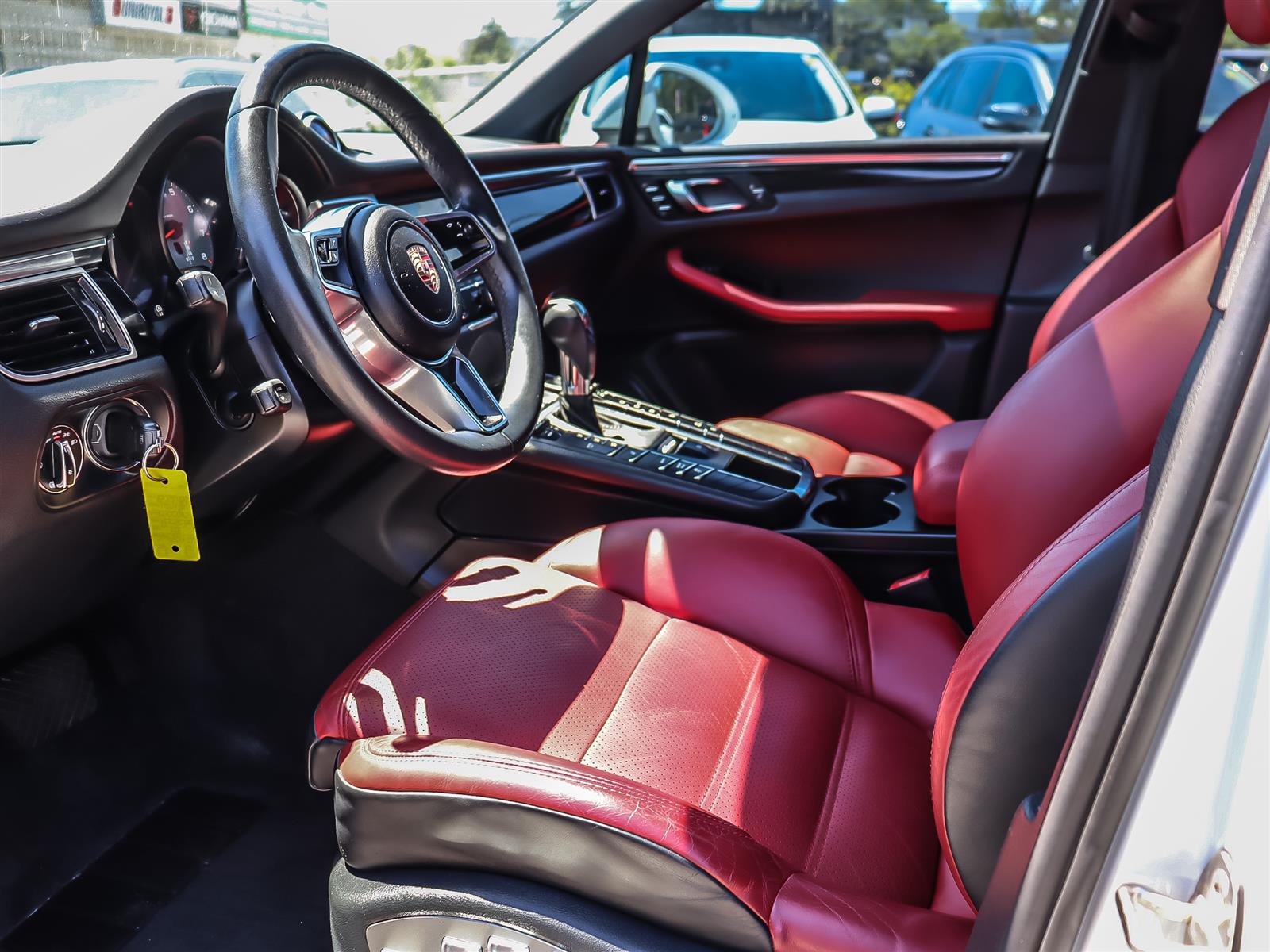 used 2015 Porsche Macan car