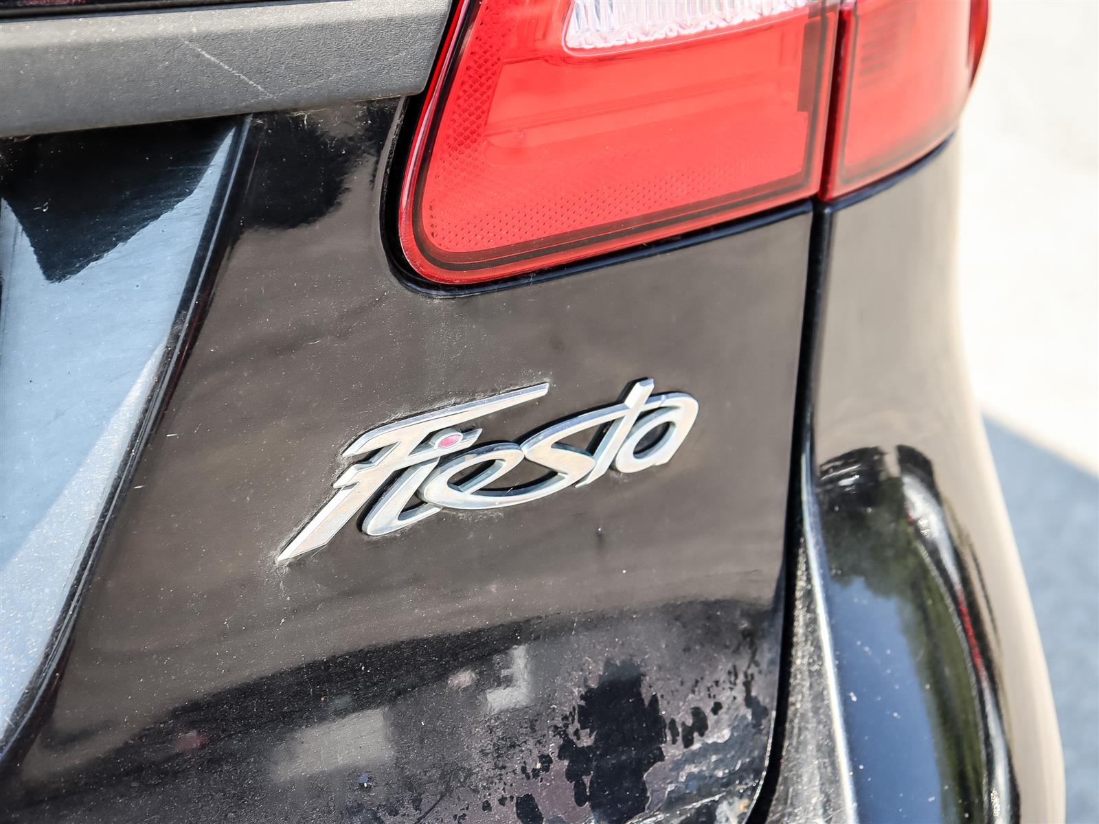 used 2013 Ford Fiesta car