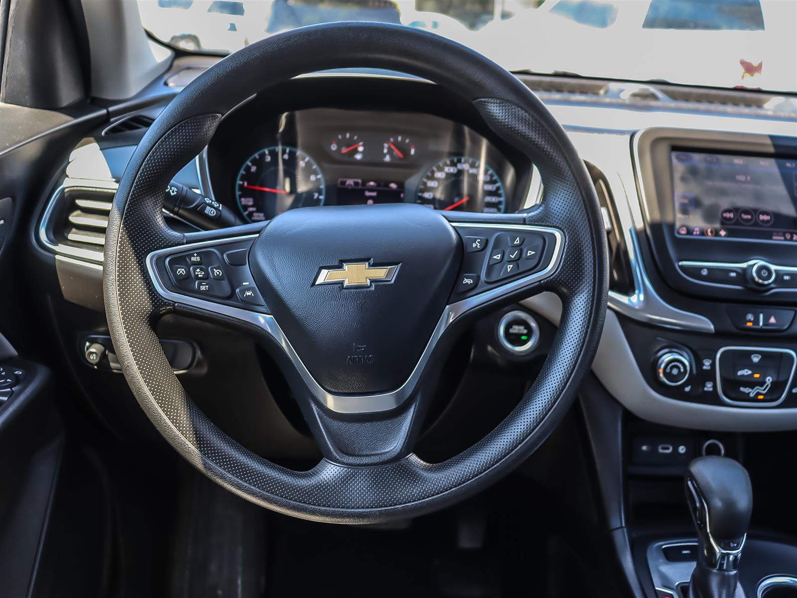 used 2022 Chevrolet Equinox car