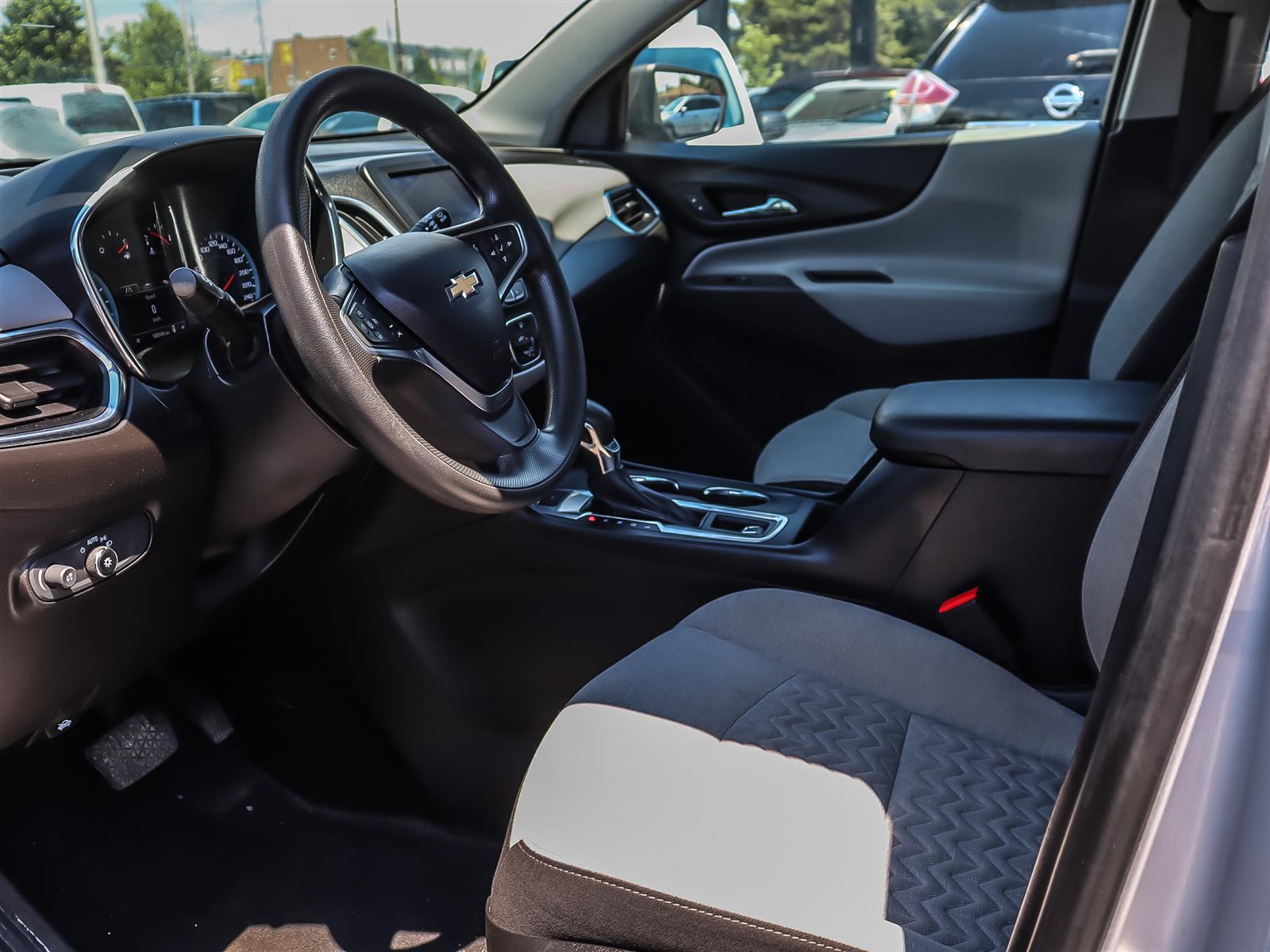 used 2022 Chevrolet Equinox car