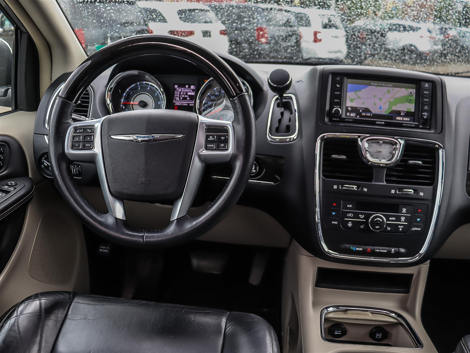 used 2013 Chrysler Town and Country car
