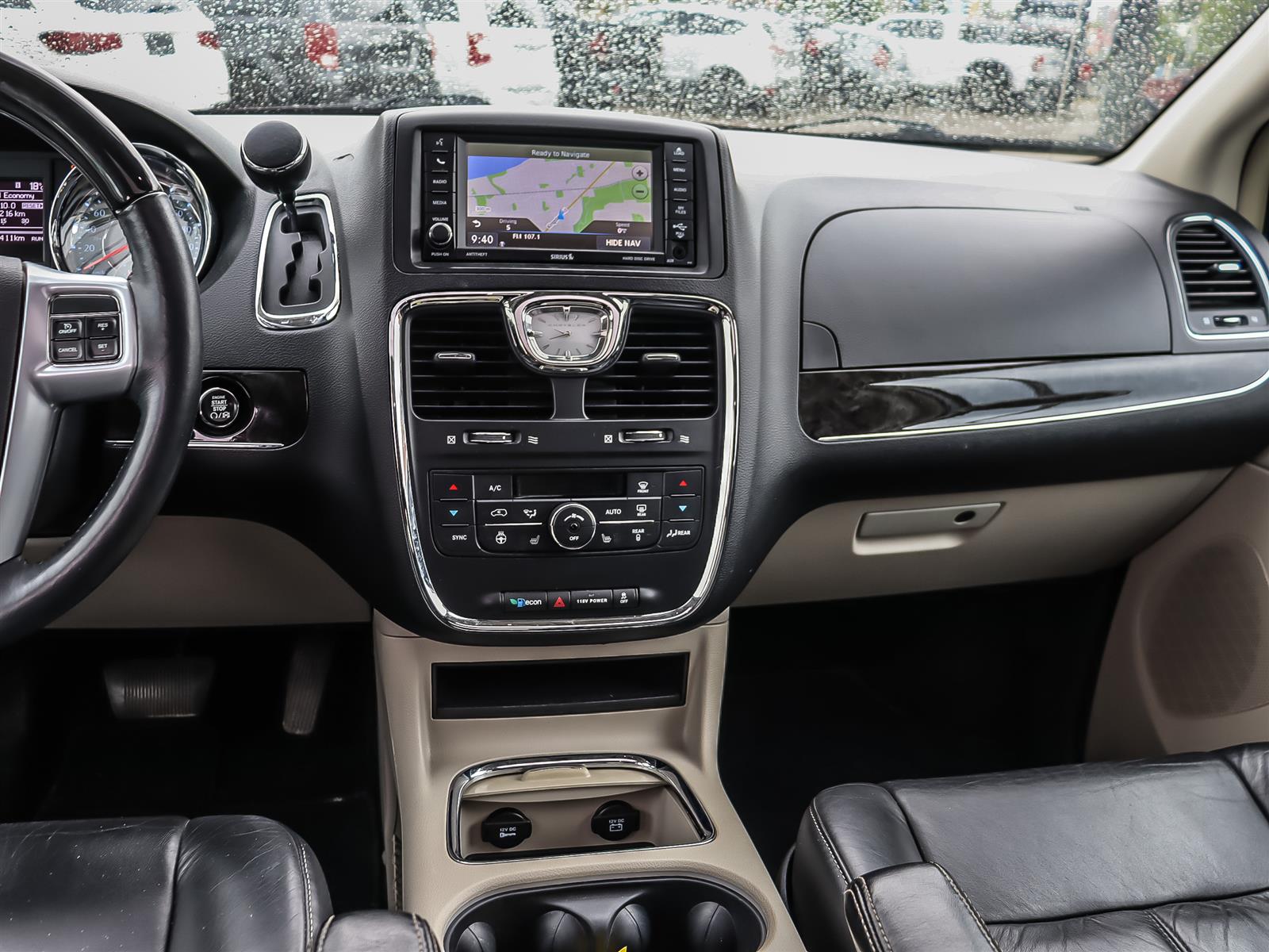 used 2013 Chrysler Town and Country car