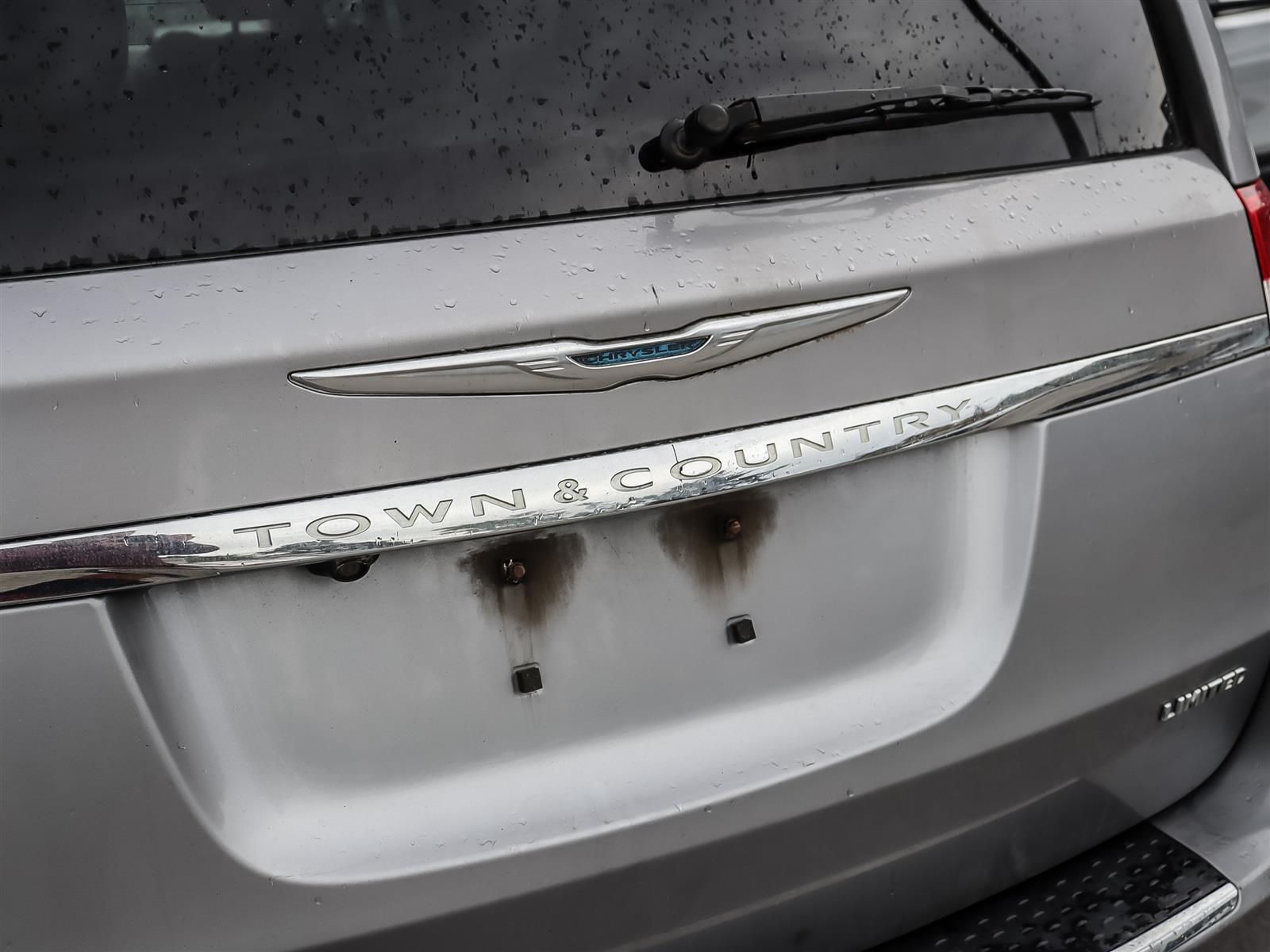 used 2013 Chrysler Town and Country car