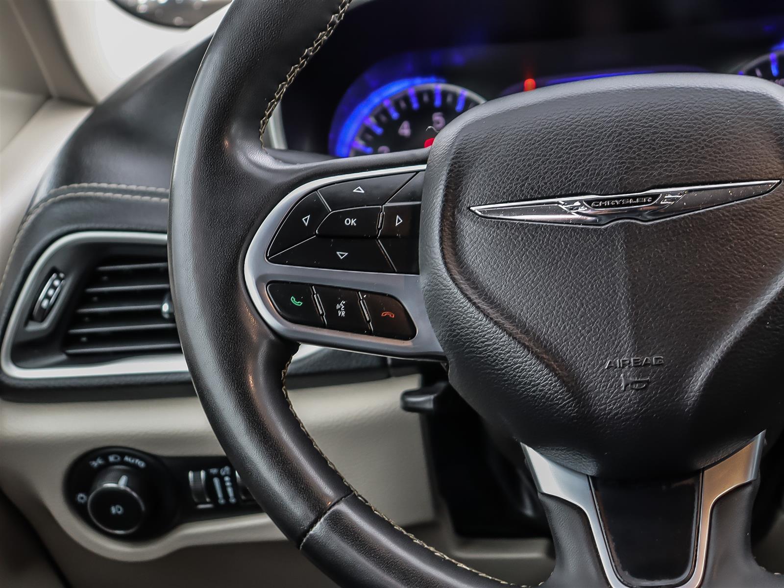 used 2023 Chrysler Pacifica car