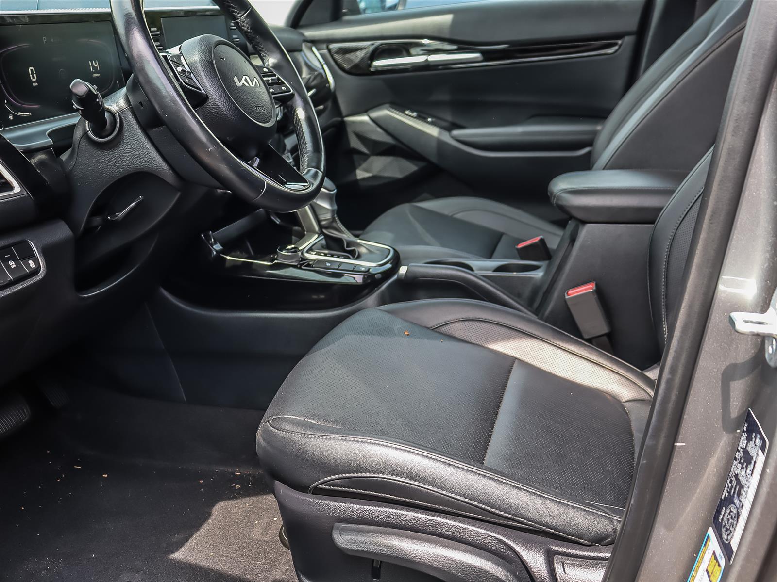 used 2024 Kia Seltos car
