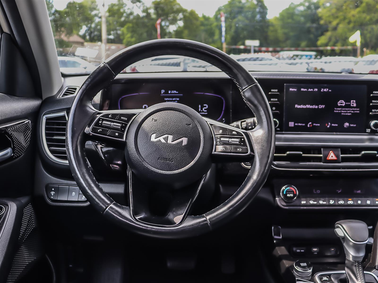 used 2024 Kia Seltos car