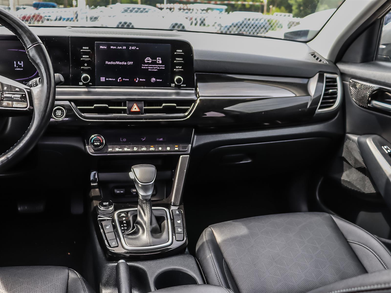 used 2024 Kia Seltos car