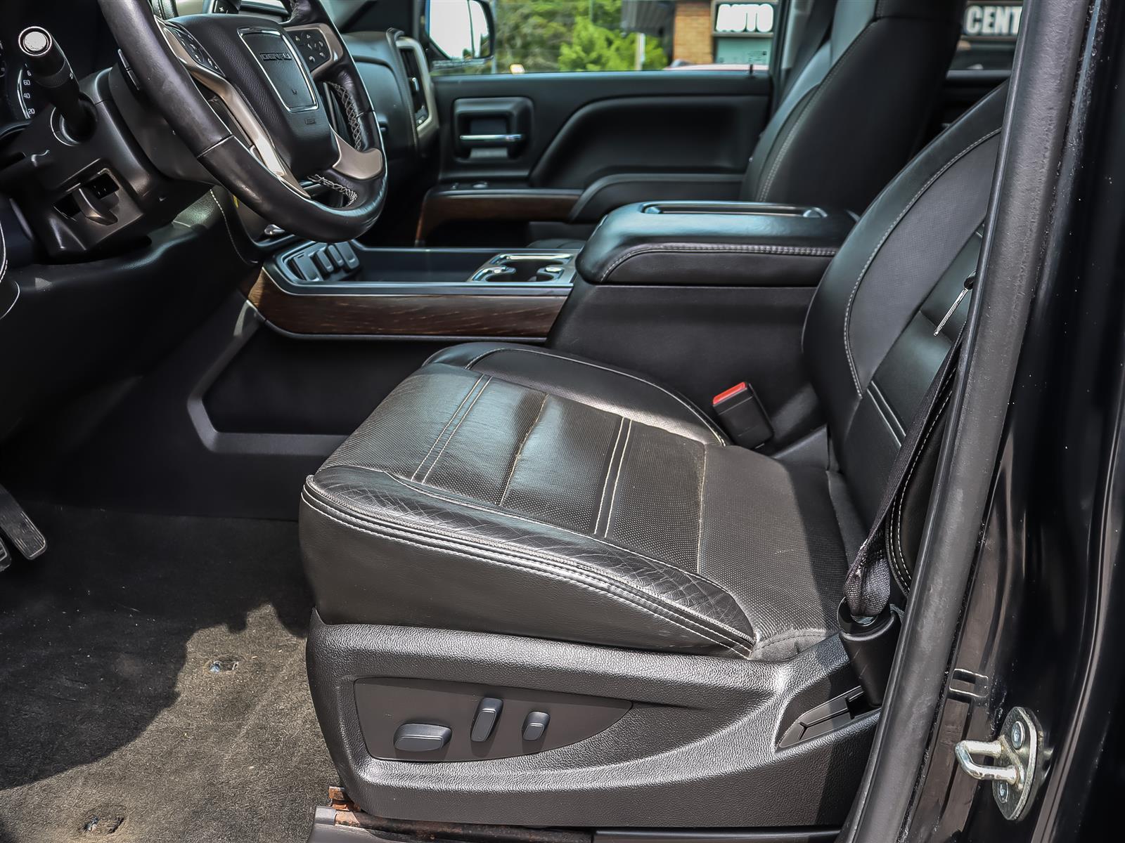 used 2017 GMC Sierra car