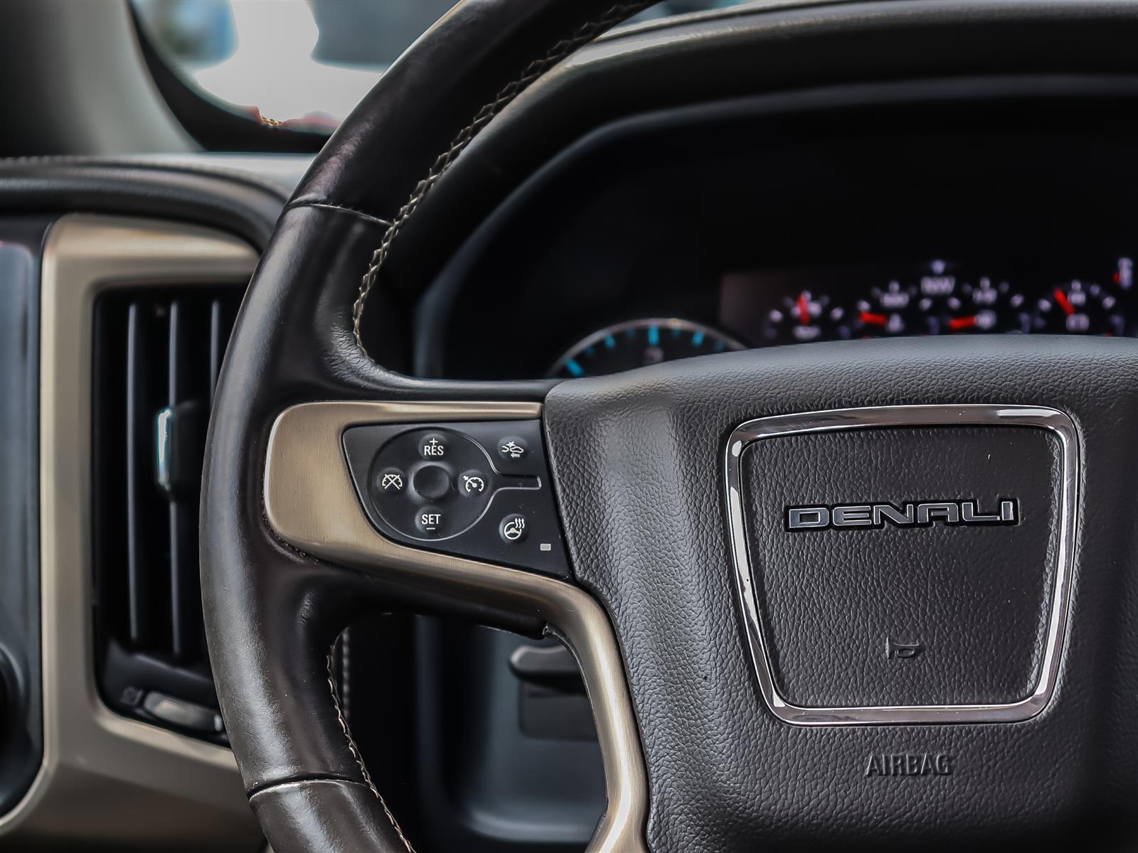 used 2017 GMC Sierra car
