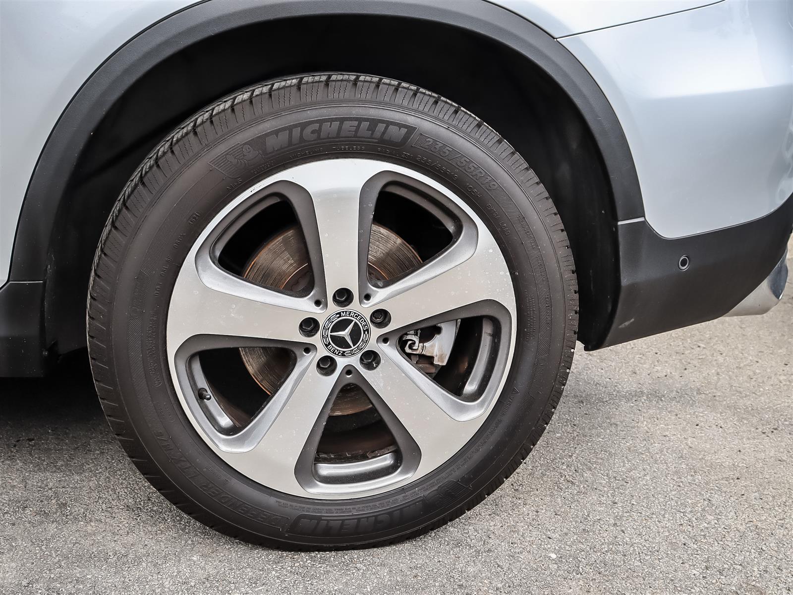 used 2018 Mercedes-Benz GLC 300 car
