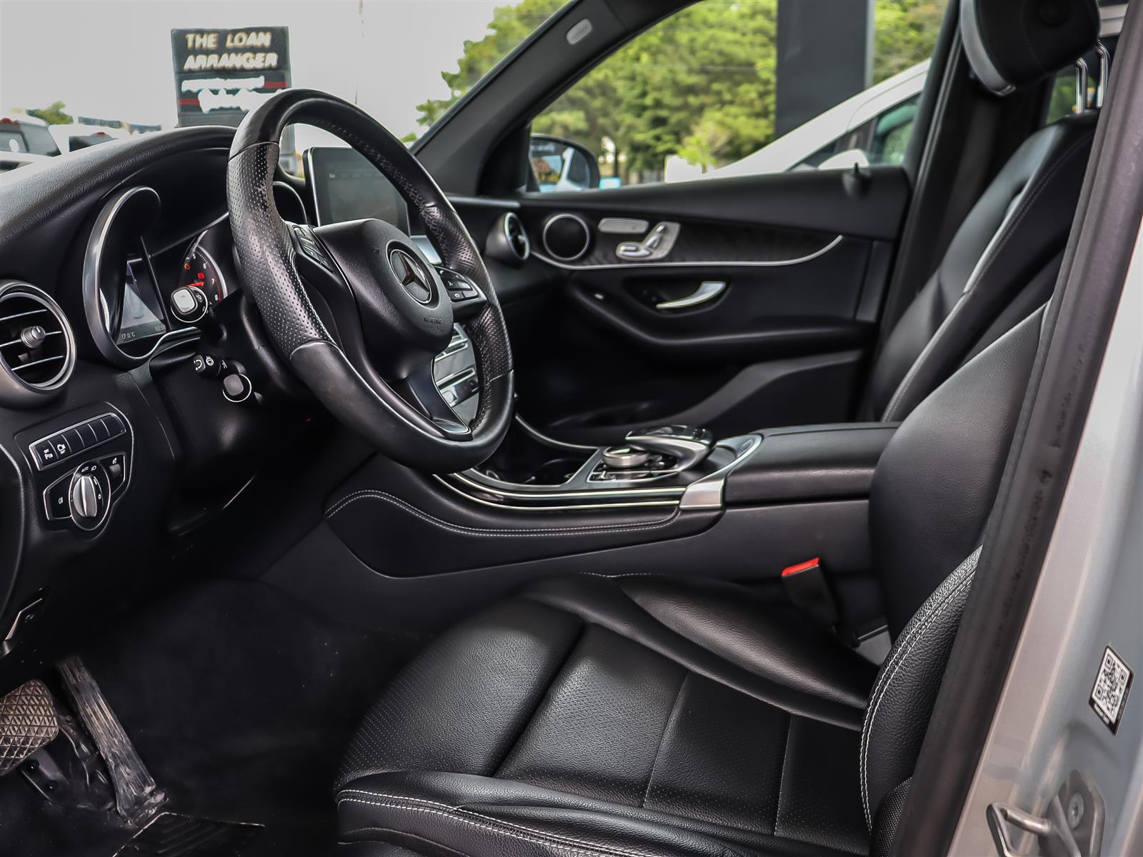 used 2018 Mercedes-Benz GLC 300 car