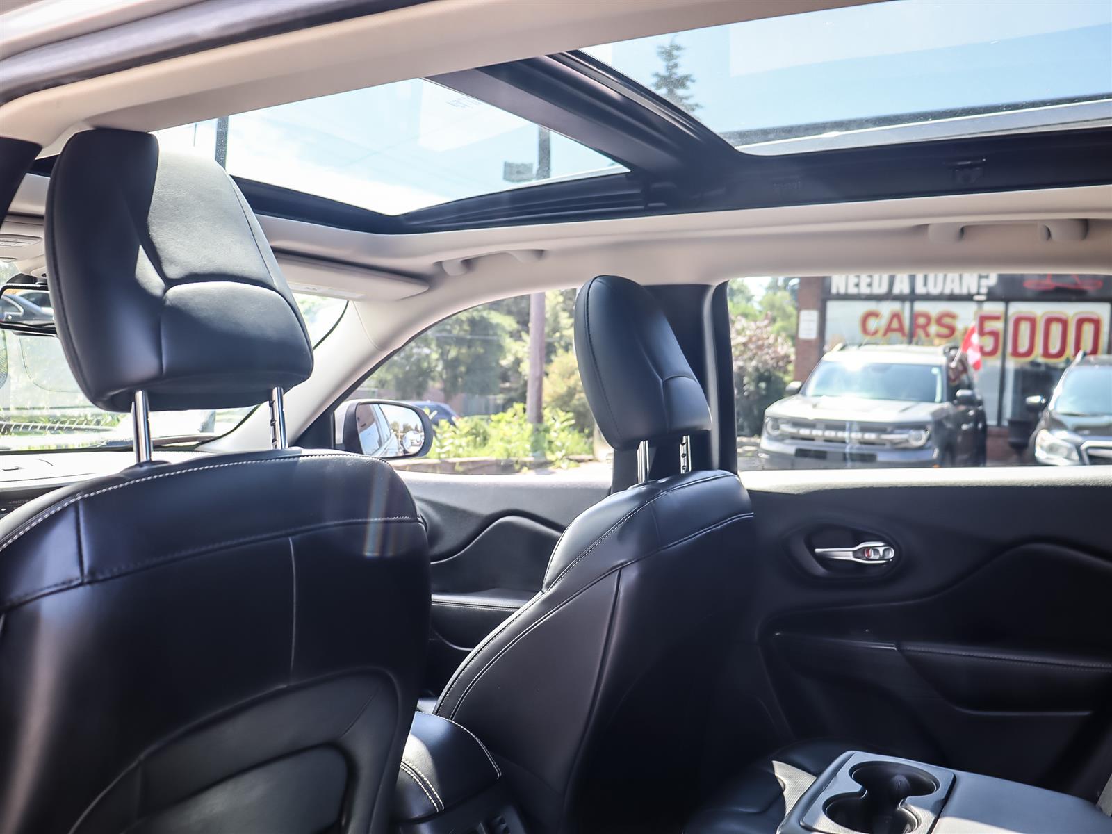 used 2015 Jeep Cherokee car