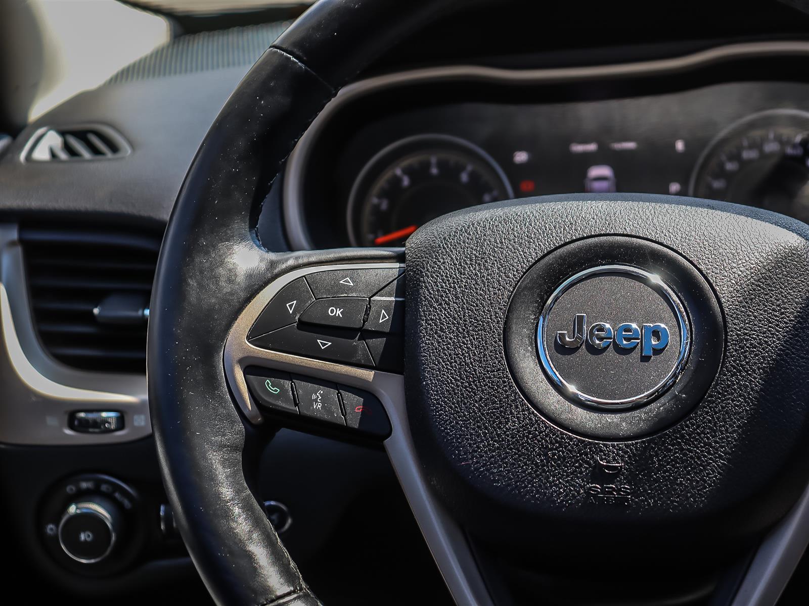 used 2015 Jeep Cherokee car