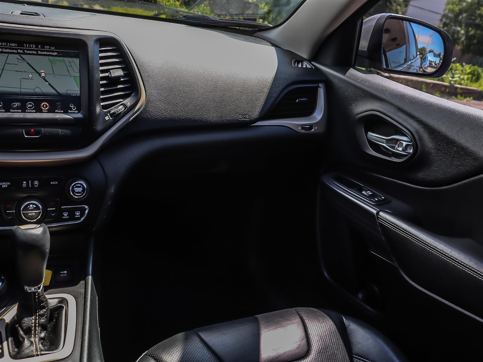 used 2015 Jeep Cherokee car