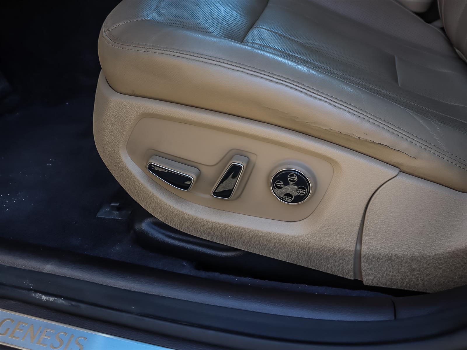 used 2015 Hyundai Genesis car