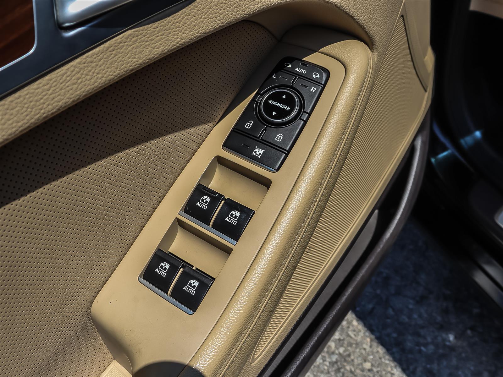 used 2015 Hyundai Genesis car