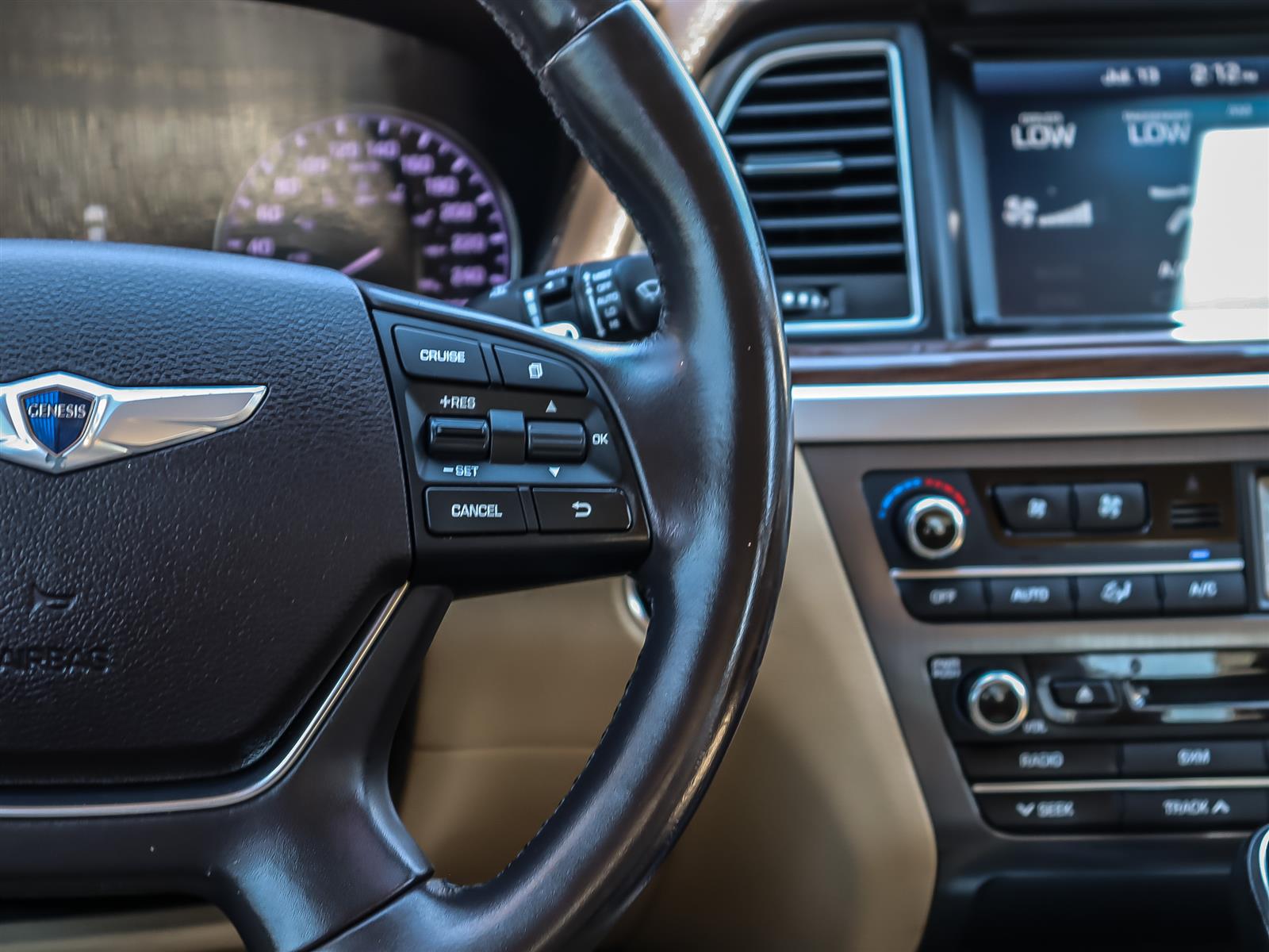used 2015 Hyundai Genesis car