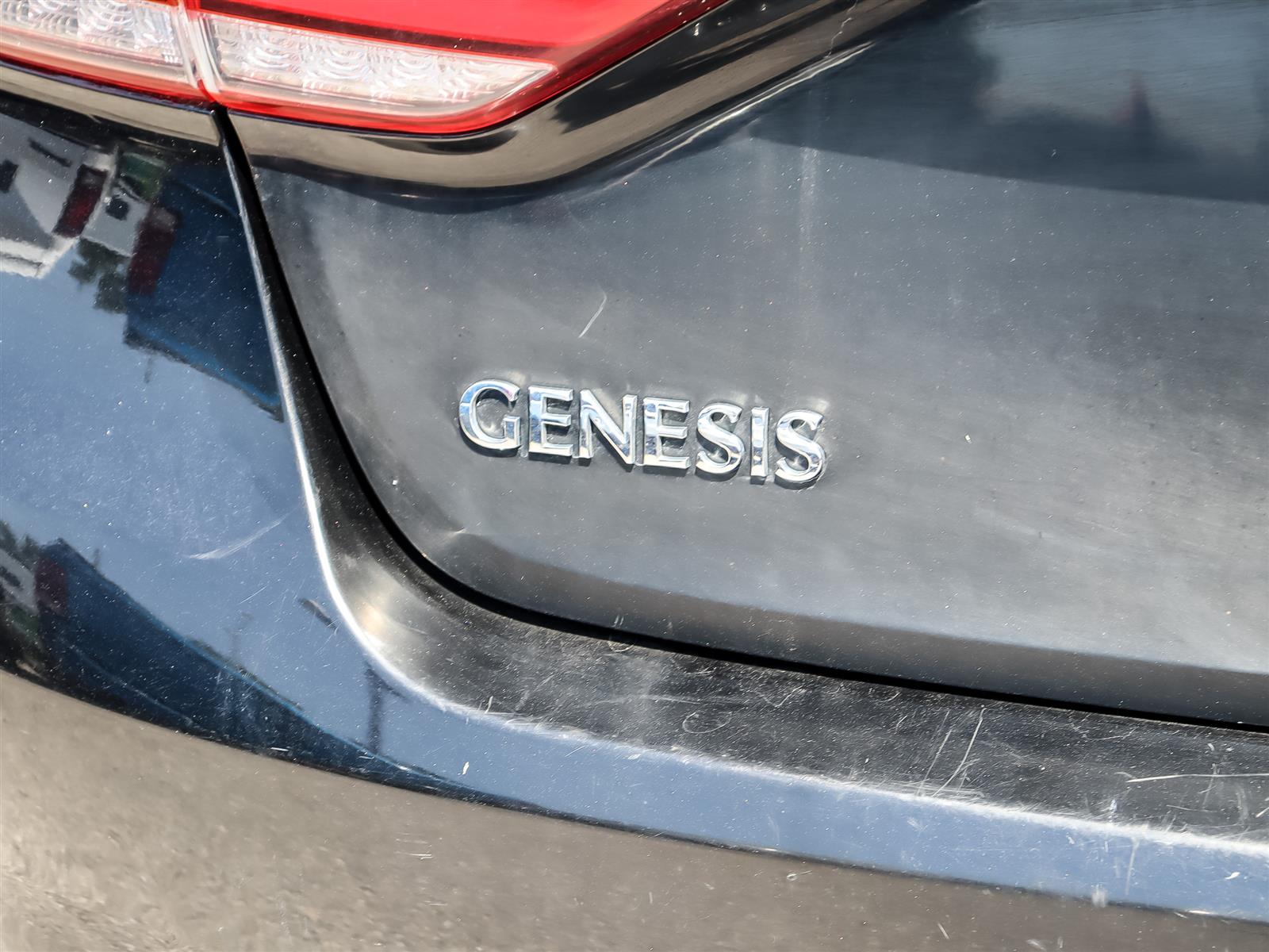 used 2015 Hyundai Genesis car