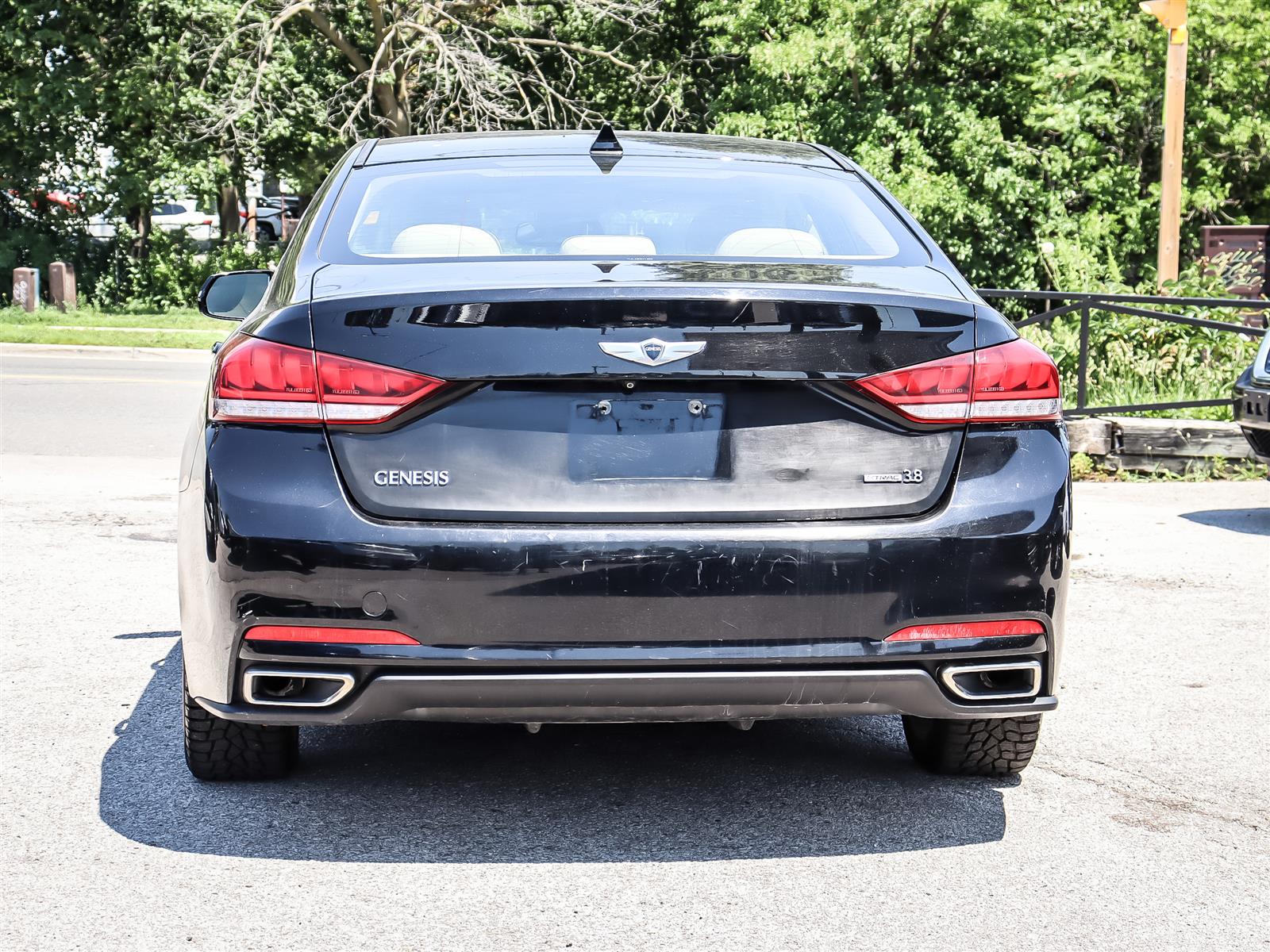 used 2015 Hyundai Genesis car