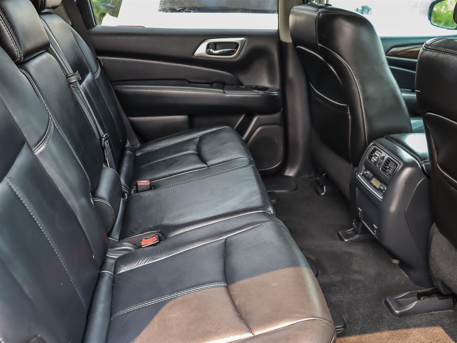 used 2014 Nissan Pathfinder car