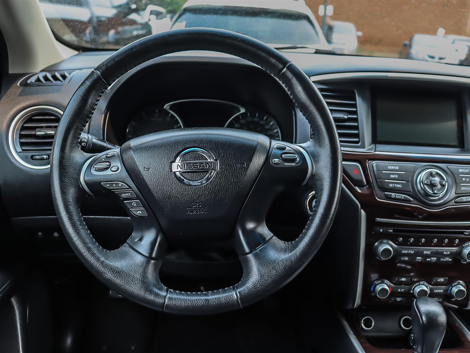 used 2014 Nissan Pathfinder car