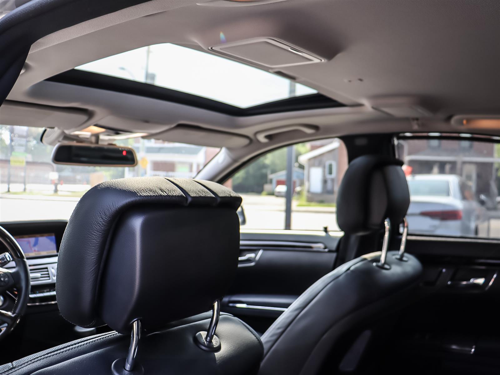 used 2012 Mercedes-Benz S550 car