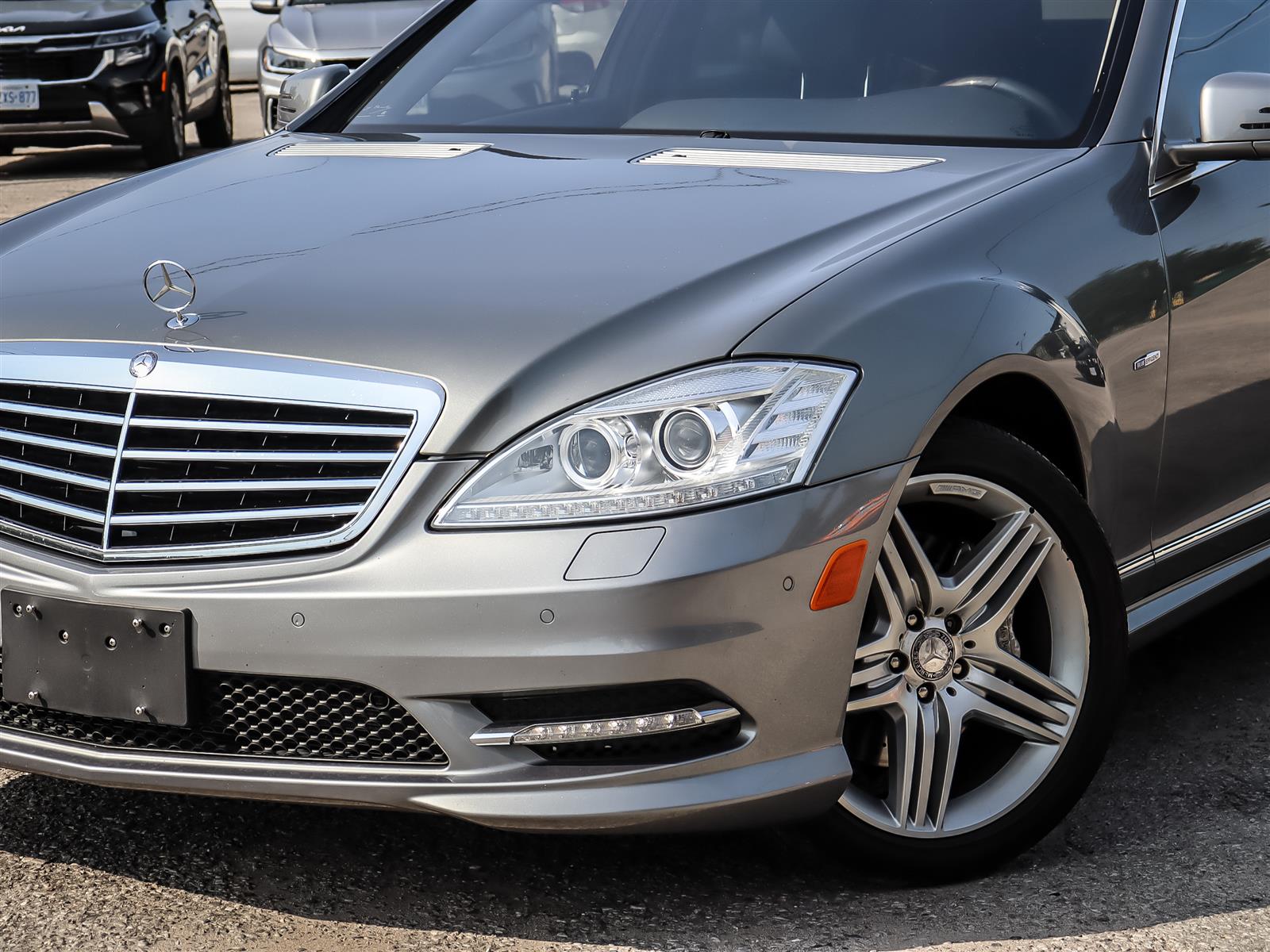 used 2012 Mercedes-Benz S550 car