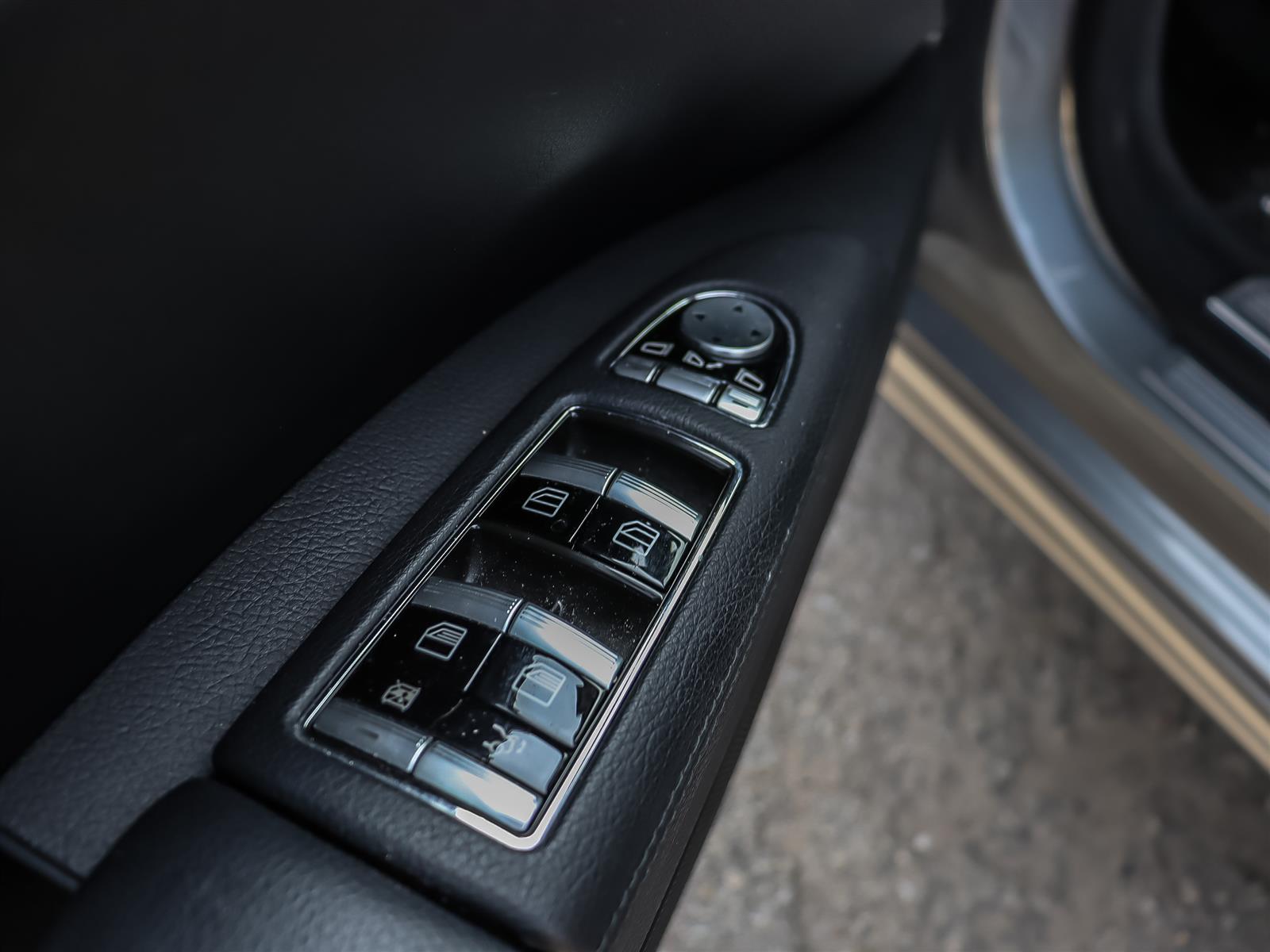 used 2012 Mercedes-Benz S550 car