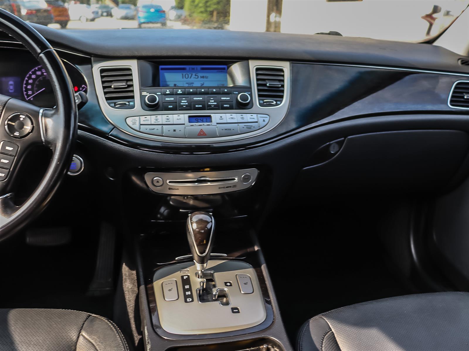 used 2014 Hyundai Genesis car