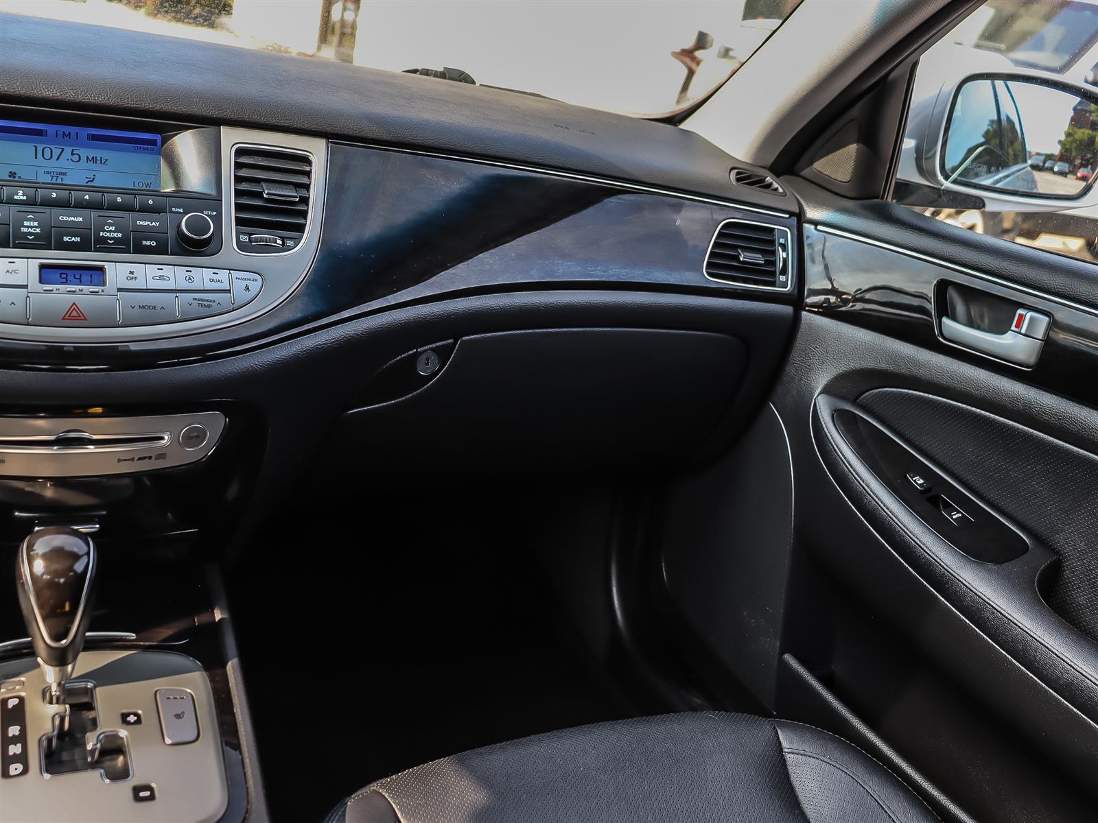 used 2014 Hyundai Genesis car