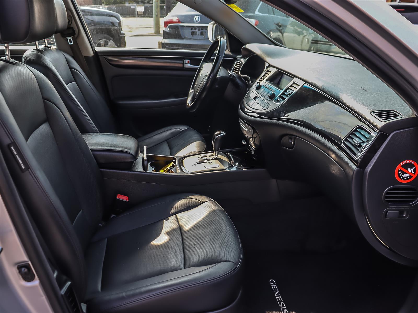 used 2014 Hyundai Genesis car