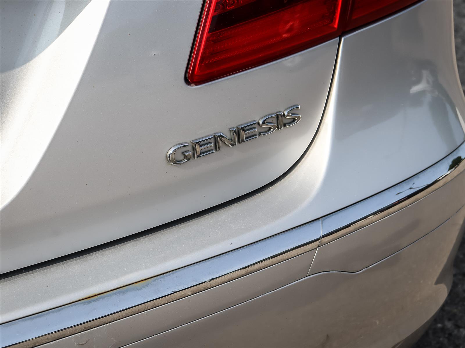 used 2014 Hyundai Genesis car