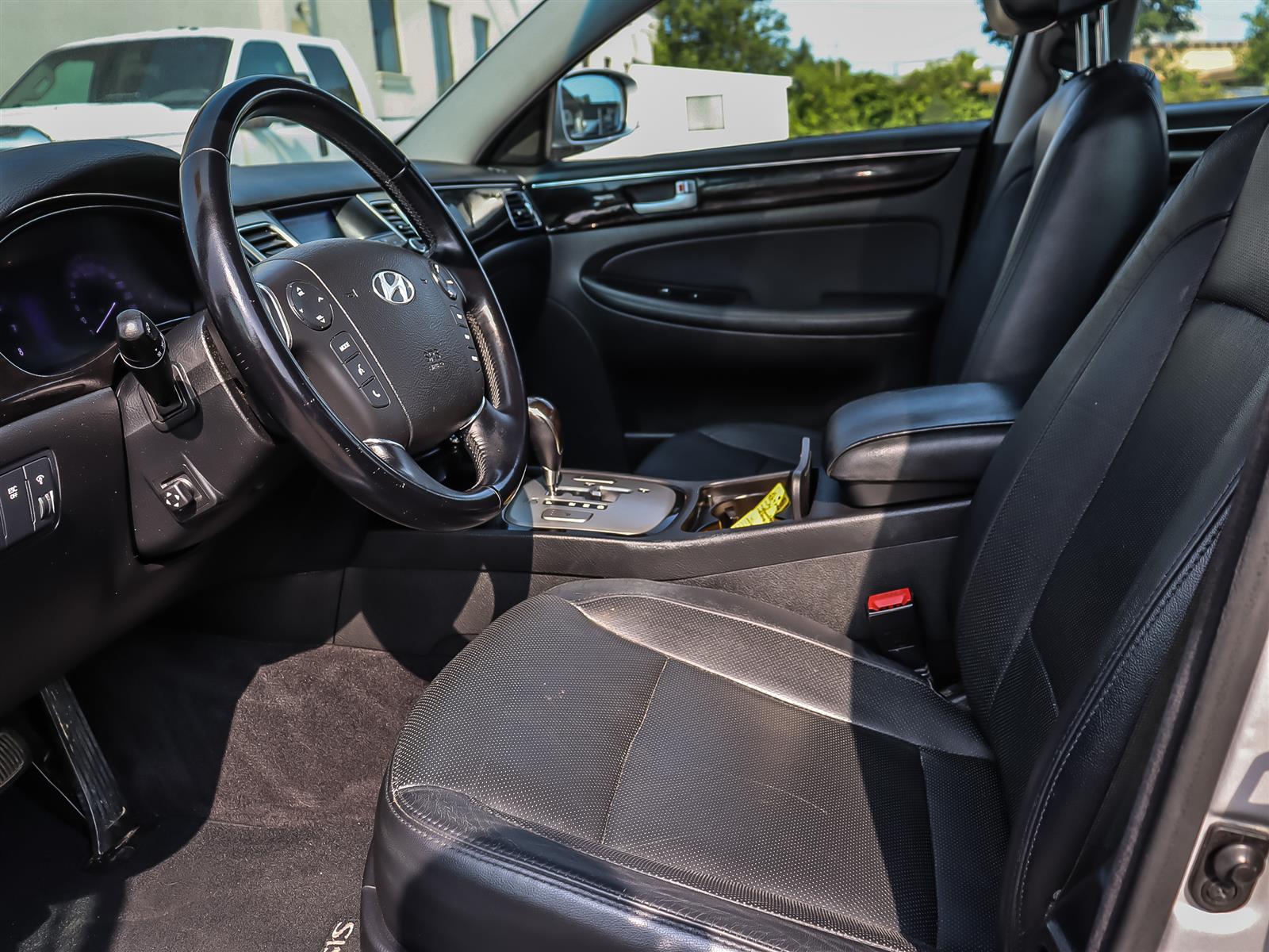 used 2014 Hyundai Genesis car