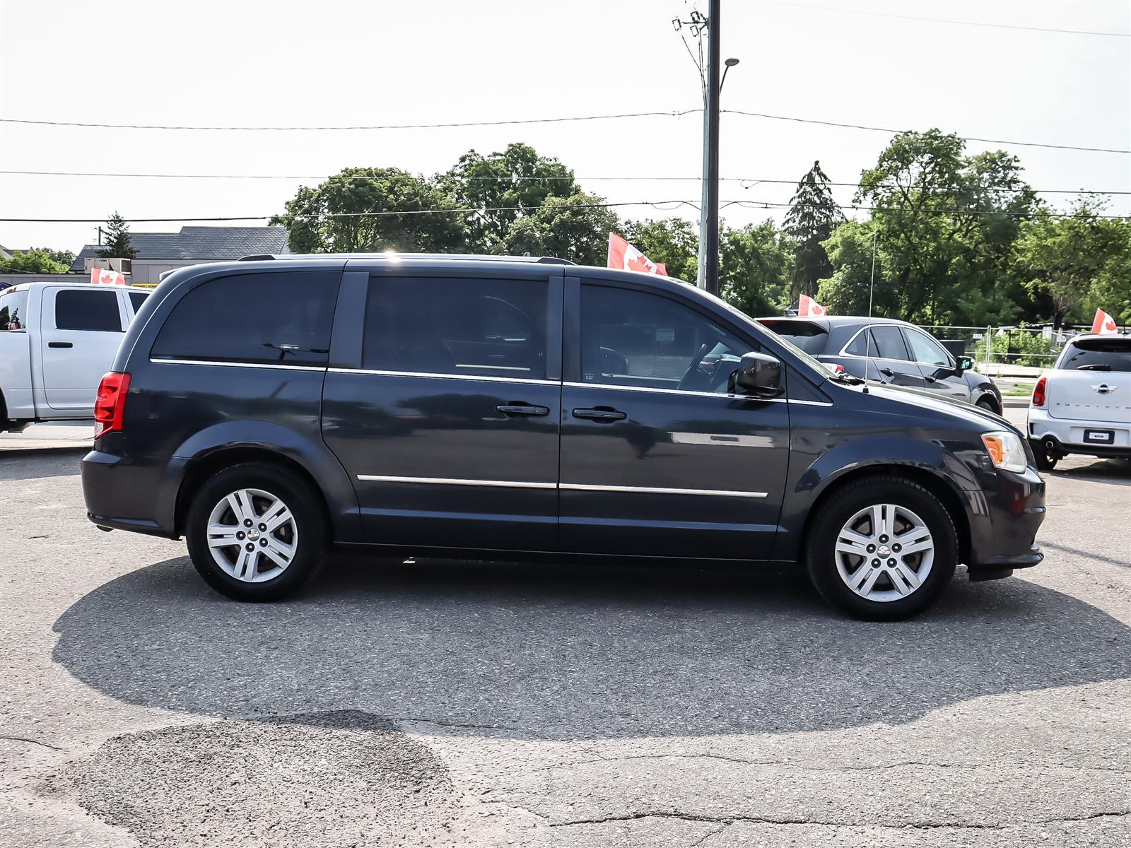 used 2014 Dodge Grand Caravan car