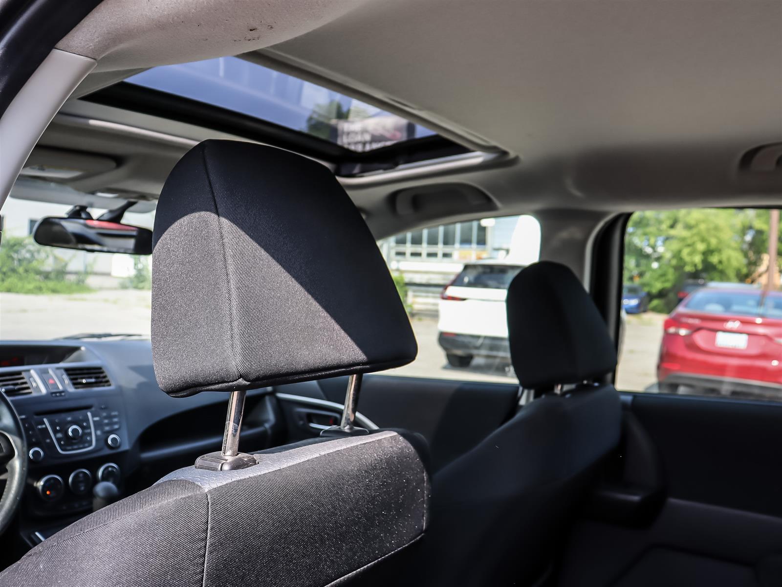 used 2015 Mazda Mazda5 car